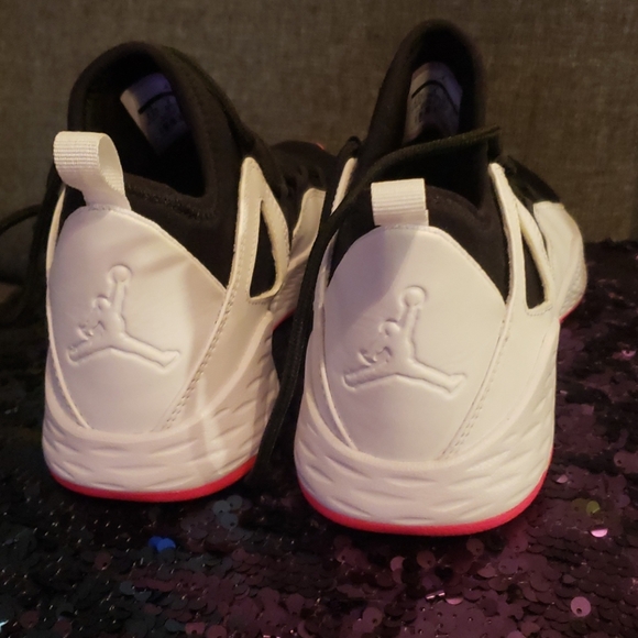 Nike Jordan Girls New - Picture 3 of 4